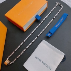 Louis Vuitton Necklaces